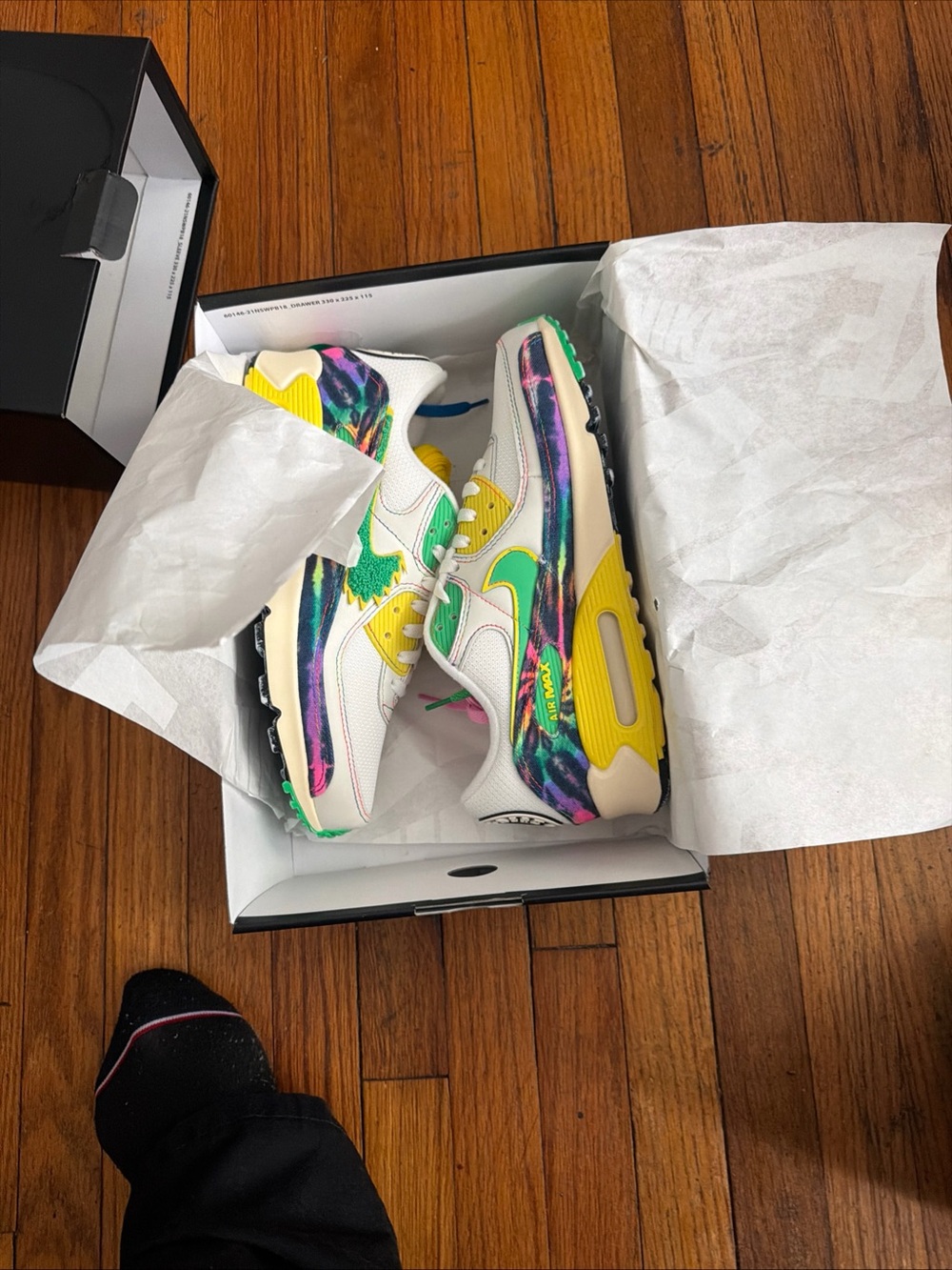 Nike Air Max 95 Grateful Dead Sneakers - White/Yellow/Green/Purple/Pink - Picture 10 of 11
